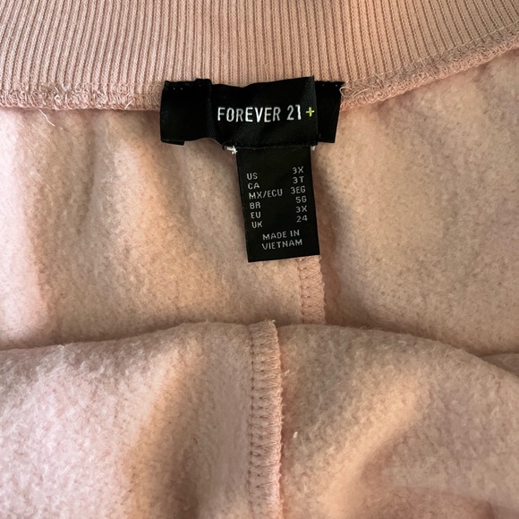 Pink graphic sweatpants from forever 21 size 3x - Picture 3 of 3